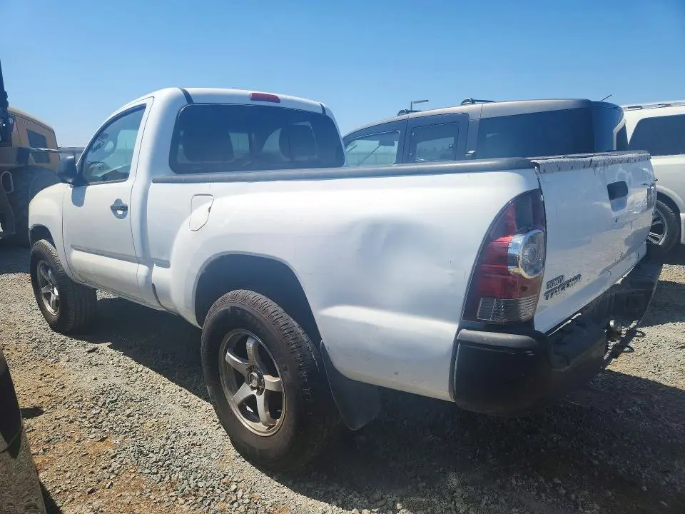 2011 TOYOTA TACOMA BASE  