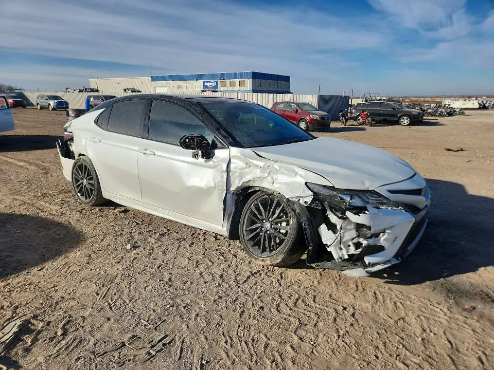 2023 TOYOTA CAMRY XSE  