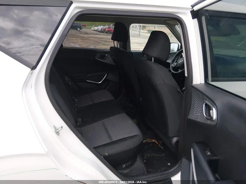 2022 KIA SOUL LX