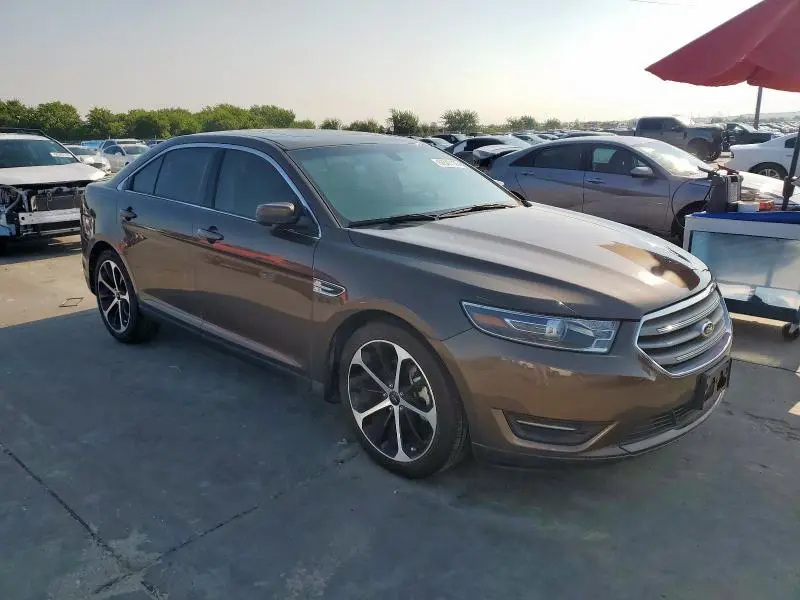 2015 FORD TAURUS SEL  
