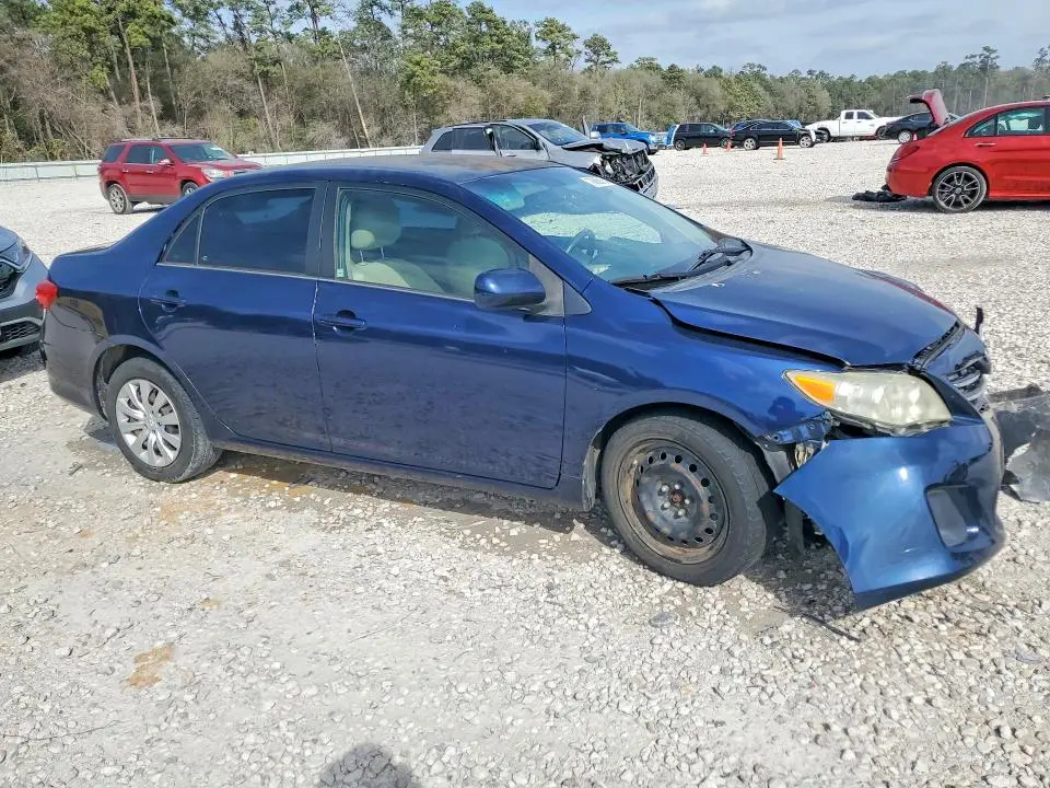 2013 TOYOTA COROLLA LE  