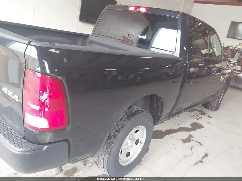 2019 RAM 1500 CLASSIC TRADESMAN  4X4 5'7 BOX