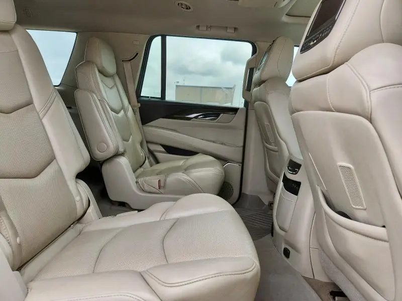 2018 CADILLAC ESCALADE PREMIUM LUXURY  