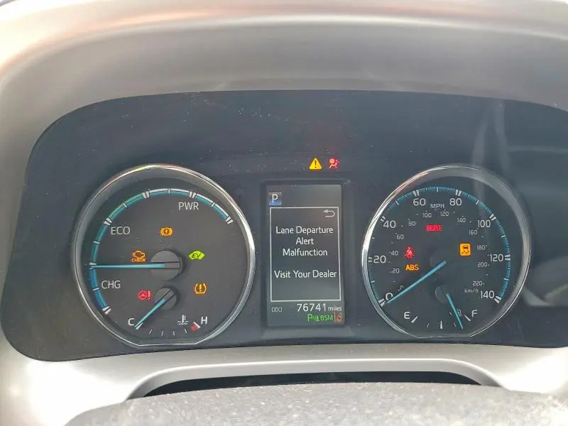 2016 TOYOTA RAV4 HV LIMITED  