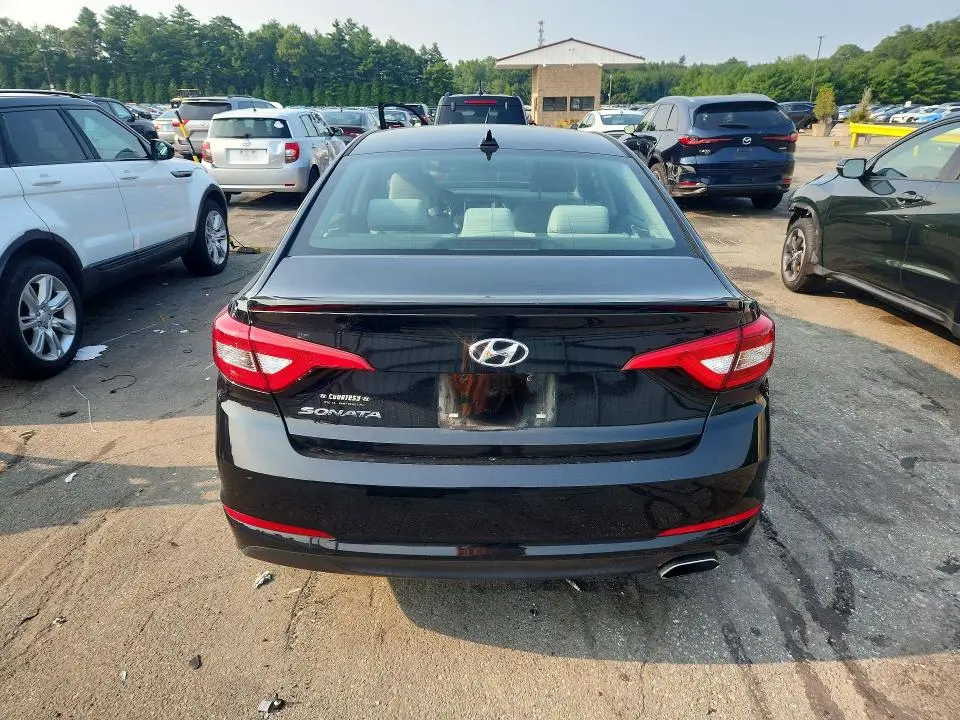2017 HYUNDAI SONATA SE  