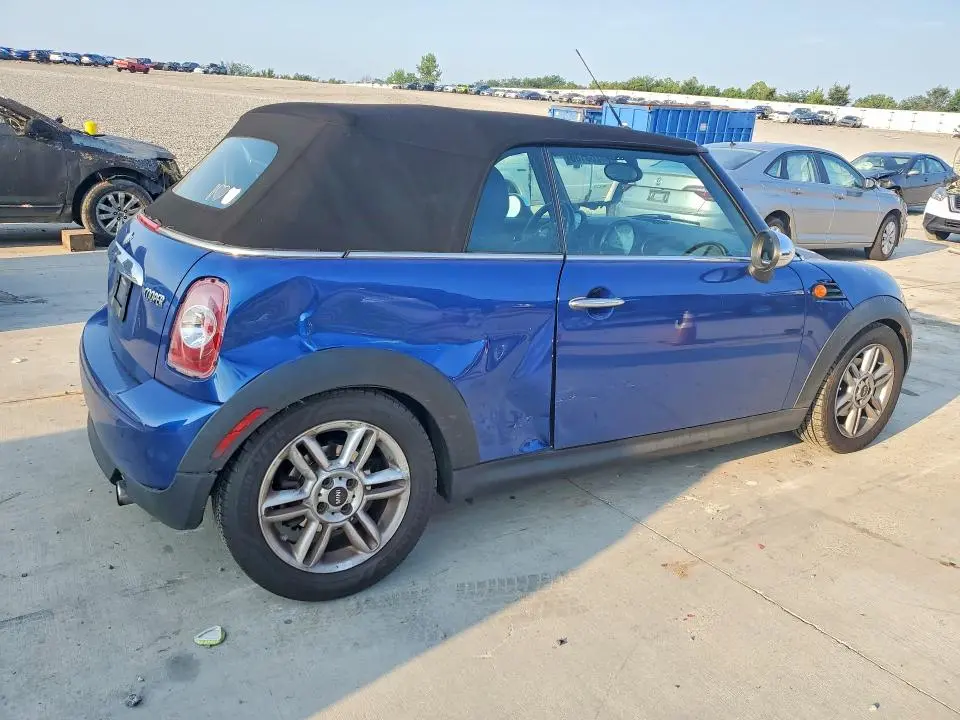 2013 MINI COOPER   