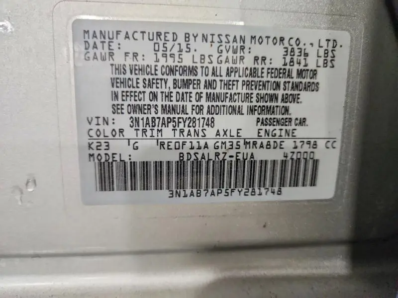 2015 NISSAN SENTRA SR  