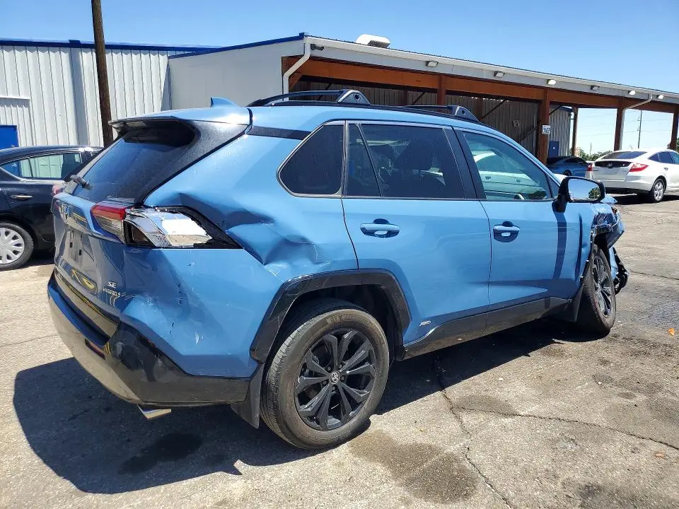2024 TOYOTA RAV4 SE  