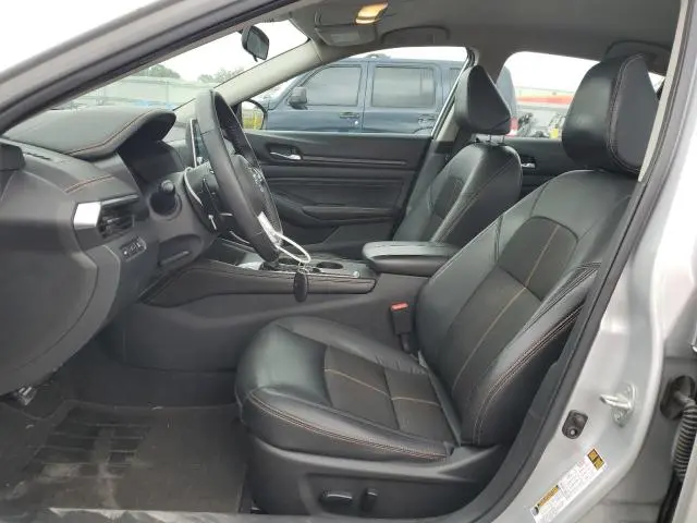 2021 NISSAN ALTIMA SR  