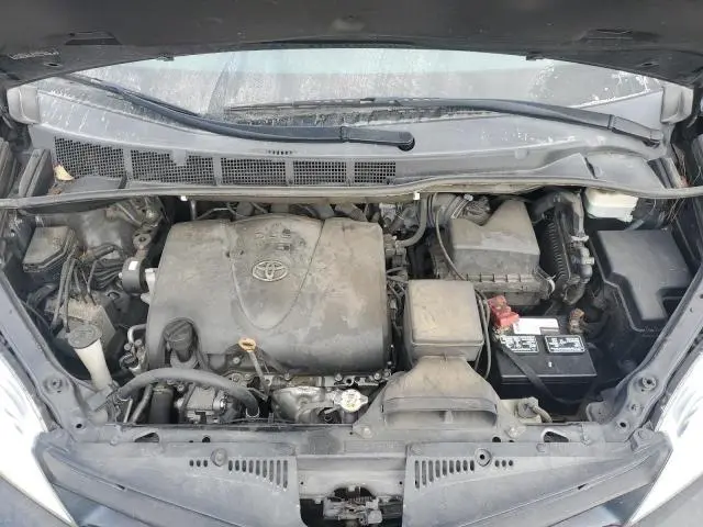 2020 TOYOTA SIENNA L  