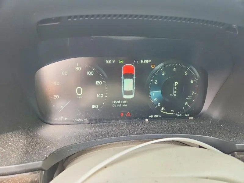 2018 VOLVO S90 T5 MOMENTUM  