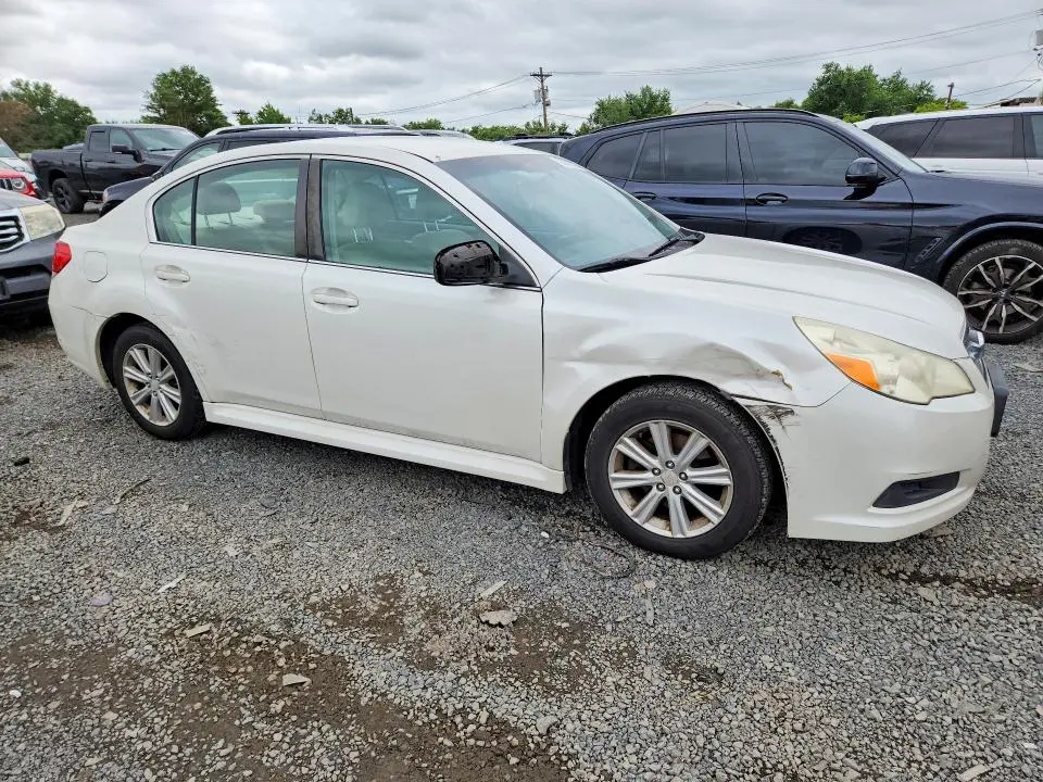2011 SUBARU LEGACY 2.5I PREMIUM  