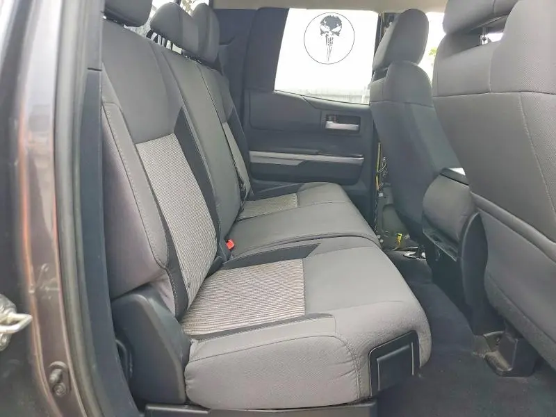 2015 TOYOTA TUNDRA SR5  