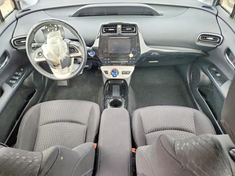 2018 TOYOTA PRIUS THREE  