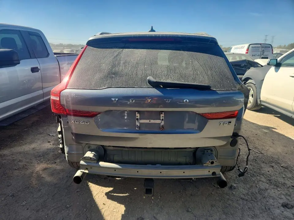 2019 VOLVO XC60 T5  