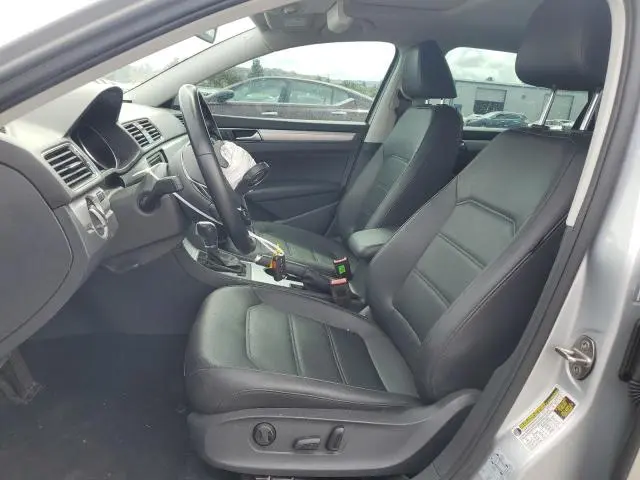 2019 VOLKSWAGEN PASSAT WOLFSBURG  