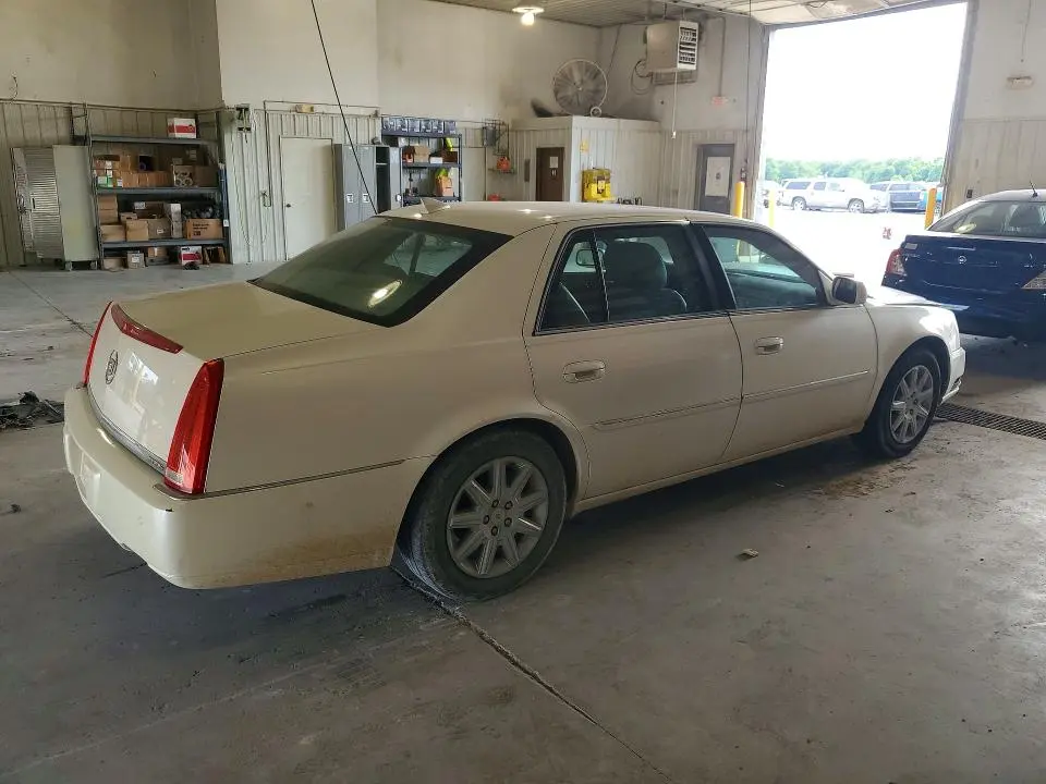 2010 CADILLAC DTS PREMIUM COLLECTION  