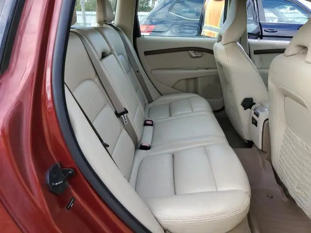 2011 VOLVO XC70 3.2  