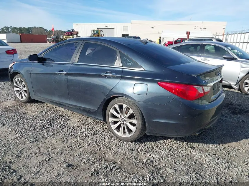 2013 HYUNDAI SONATA SE