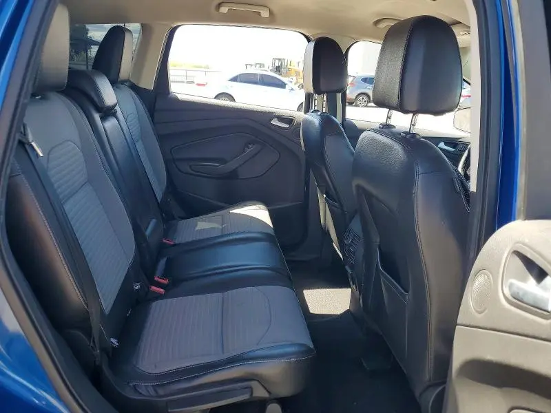 2017 FORD ESCAPE TITANIUM  