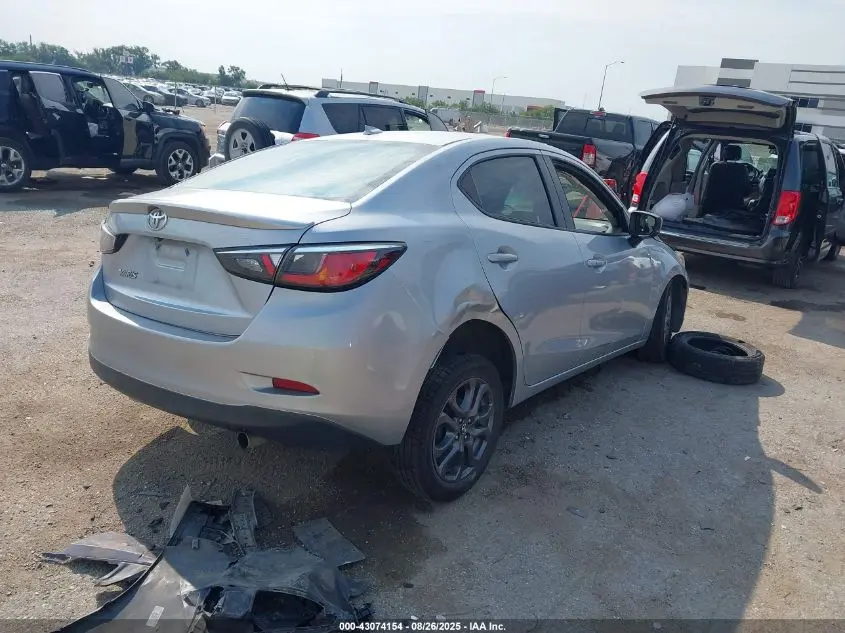 2019 TOYOTA YARIS LE