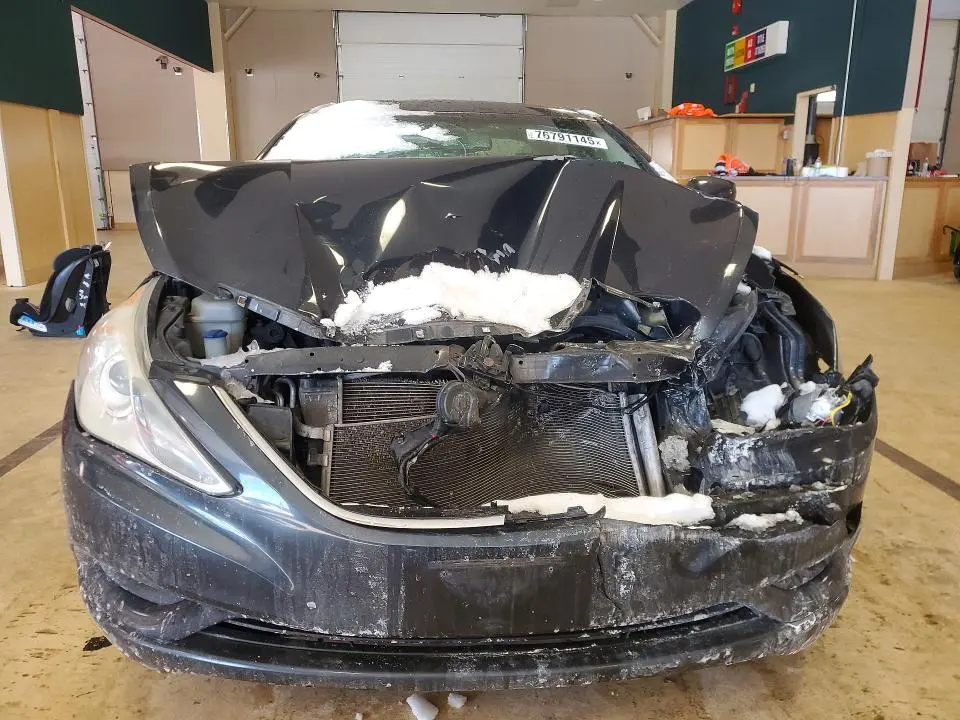 2012 HYUNDAI SONATA GLS  