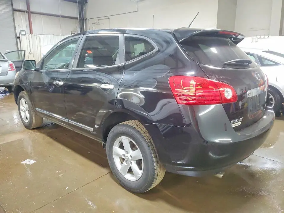 2013 NISSAN ROGUE S  