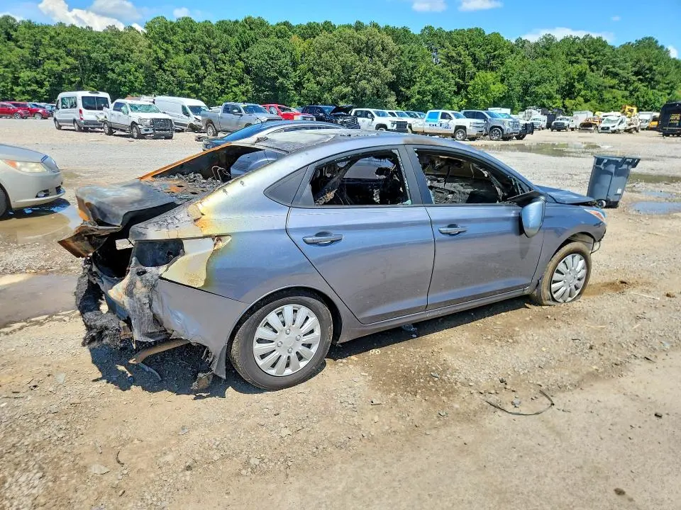 2020 HYUNDAI ACCENT SE  