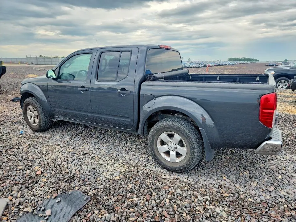 2012 NISSAN FRONTIER S  