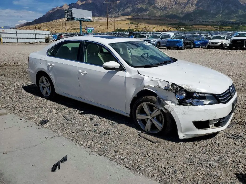 2012 VOLKSWAGEN PASSAT SE  