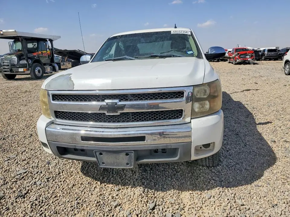 2011 CHEVROLET SILVERADO C1500 LT  
