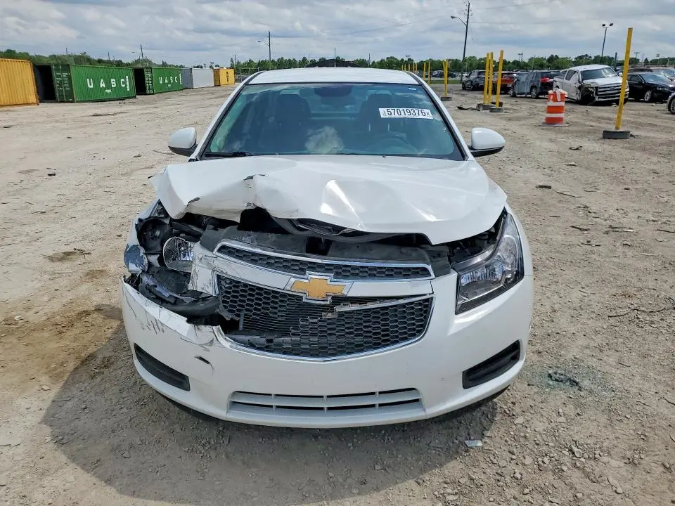2013 CHEVROLET CRUZE LT  
