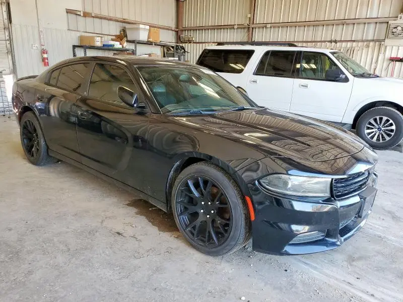 2015 DODGE CHARGER SXT  