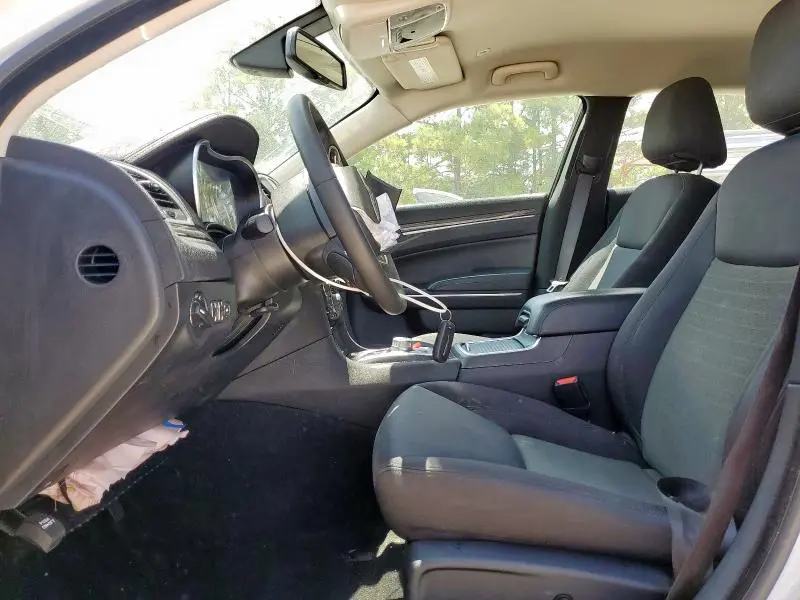 2022 CHRYSLER 300 TOURING  