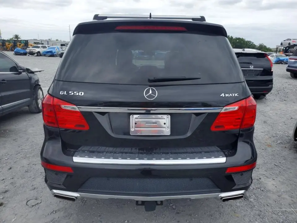 2015 MERCEDES-BENZ GL 550 4MATIC  