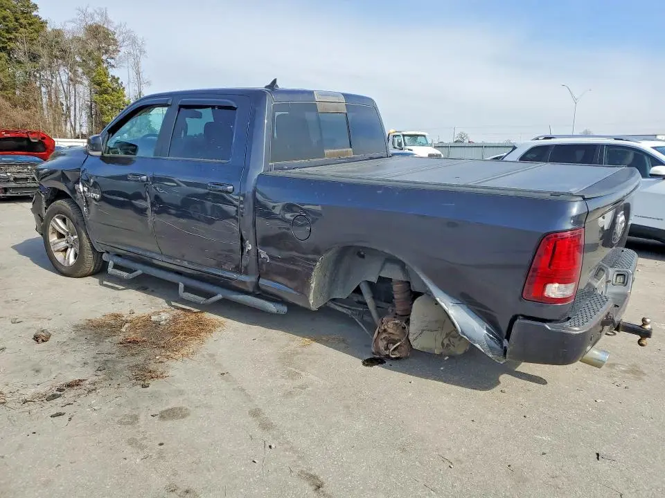 2014 RAM 1500 SPORT  