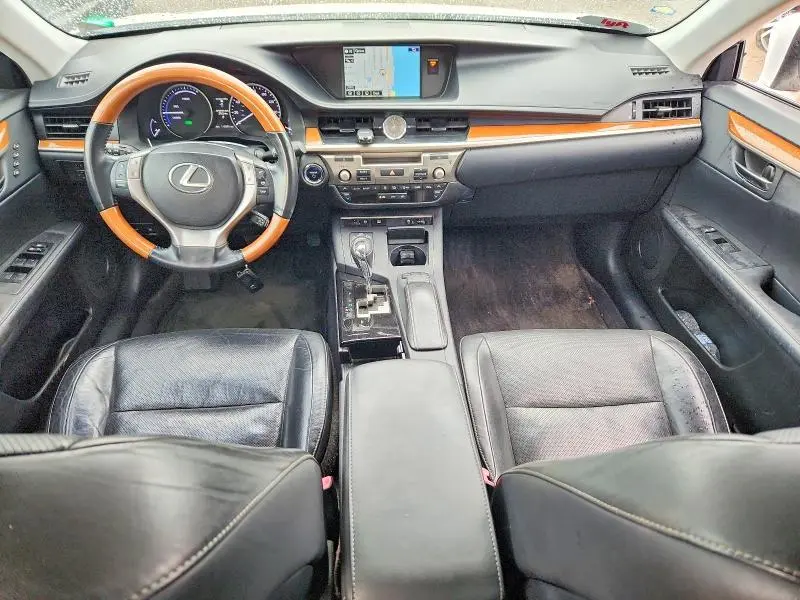 2015 LEXUS ES 300H  