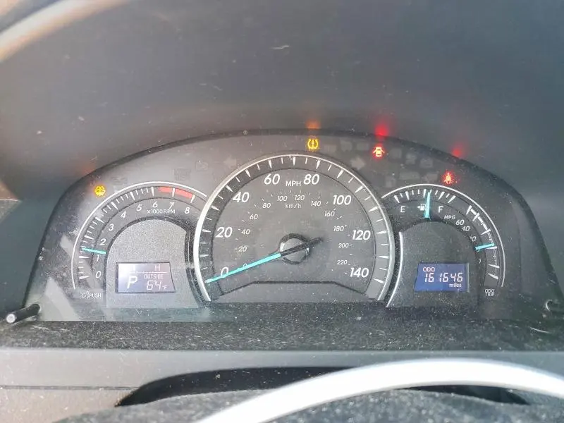 2012 TOYOTA CAMRY LE  