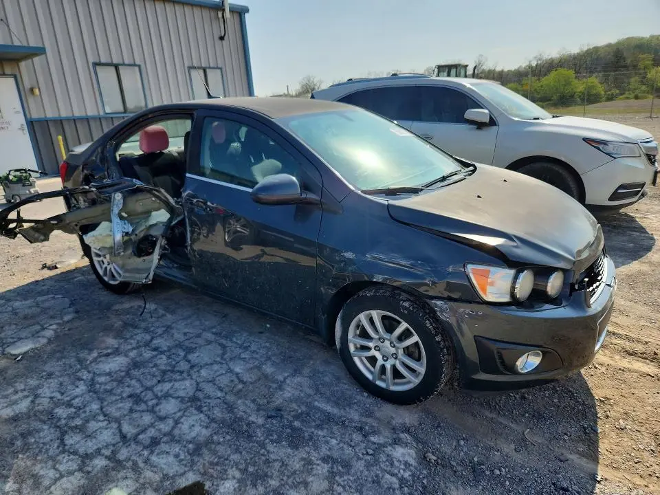2014 CHEVROLET SONIC LT  