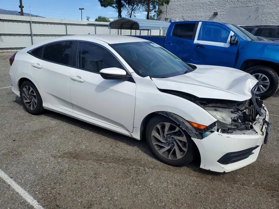2018 HONDA CIVIC LX  
