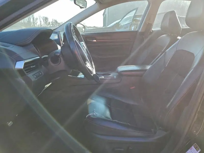 2019 NISSAN ALTIMA SR  