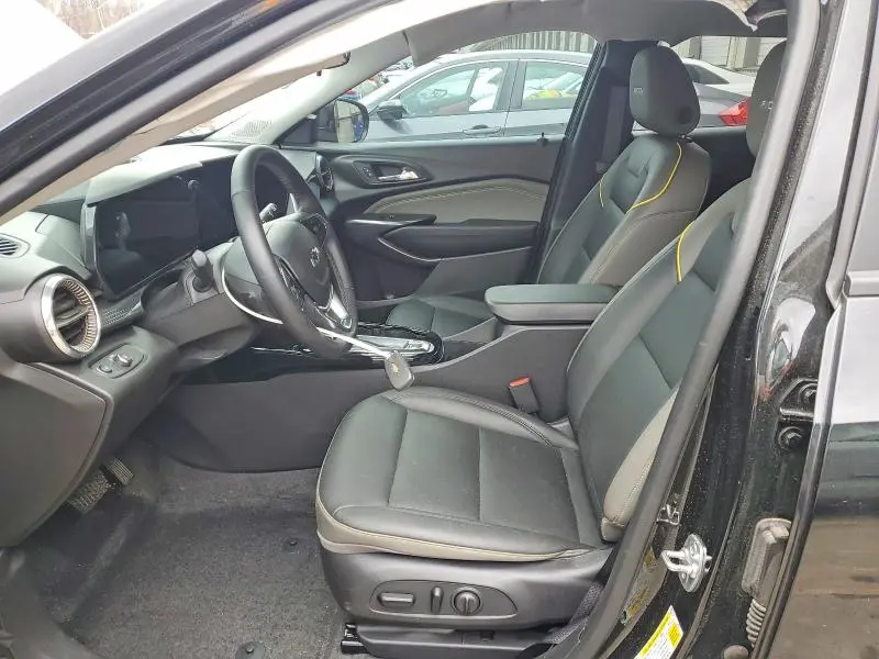 2025 CHEVROLET TRAX ACTIV  