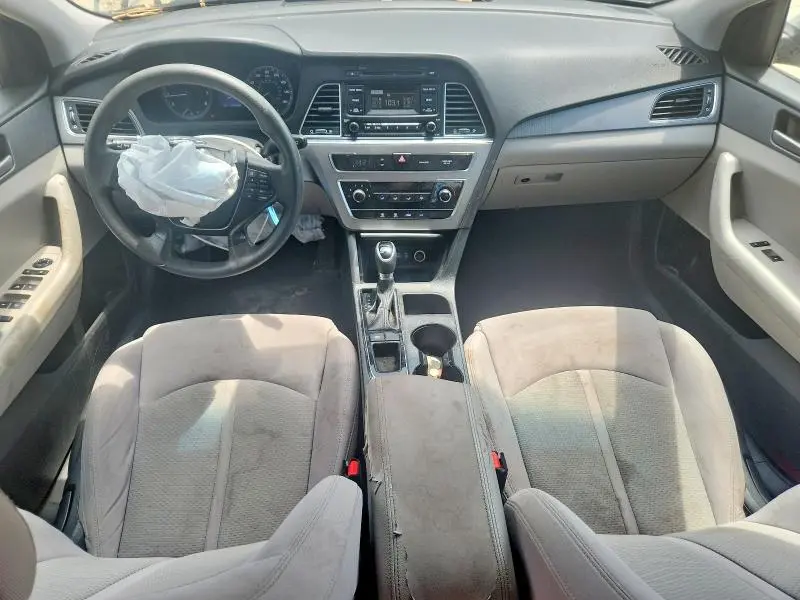 2017 HYUNDAI SONATA SE  