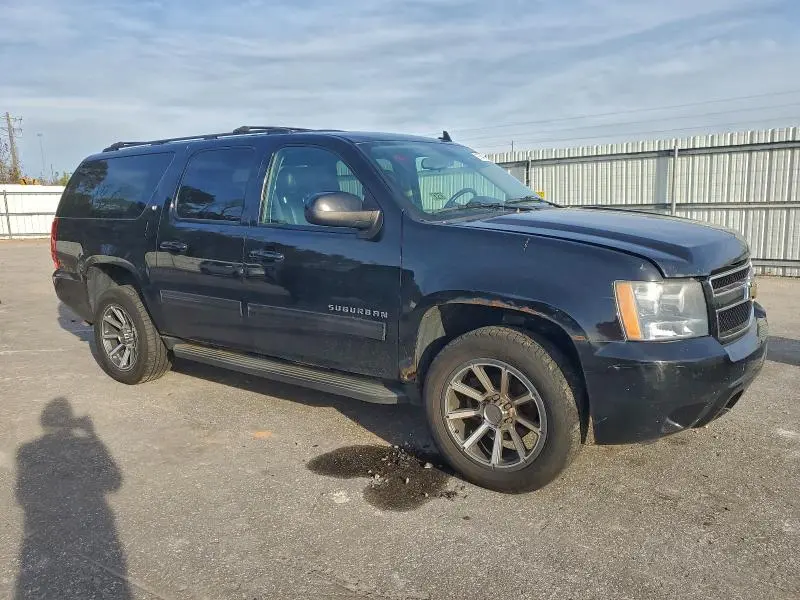 2011 CHEVROLET SUBURBAN K1500 LT  