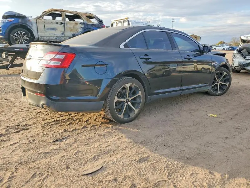 2015 FORD TAURUS SEL  