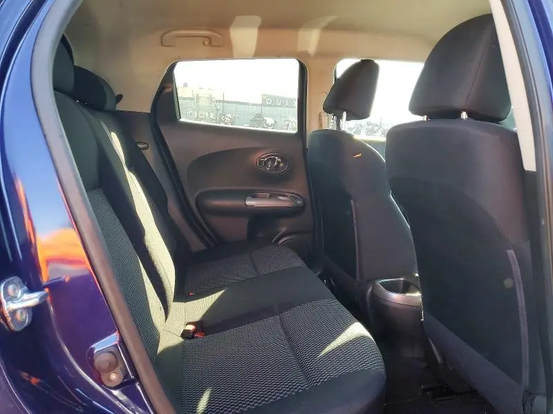 2016 NISSAN JUKE S  
