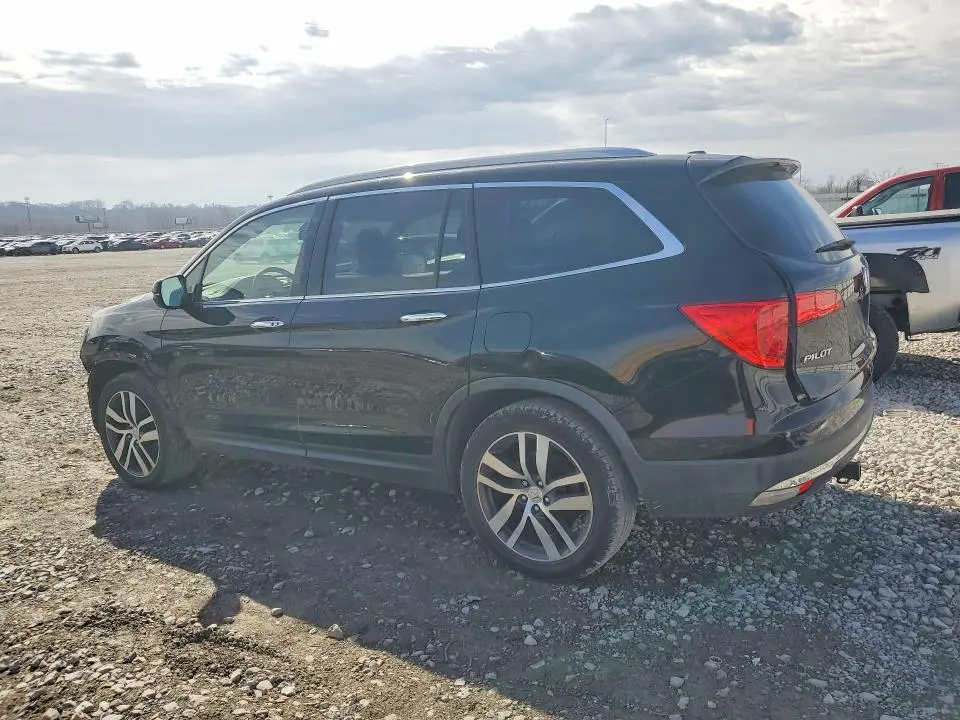 2017 HONDA PILOT TOURING  