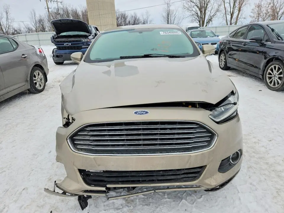 2016 FORD FUSION SE  