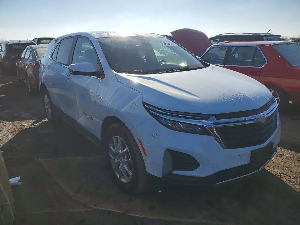 2023 CHEVROLET EQUINOX LT  
