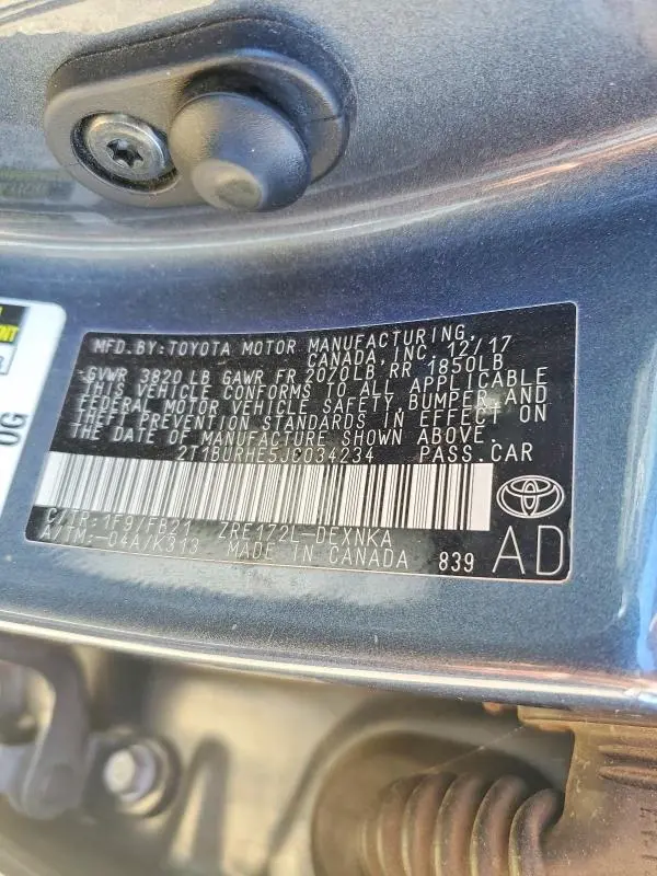 2018 TOYOTA COROLLA LE  